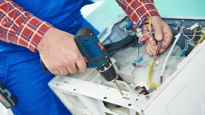 Demirci Lambert Lambert çamaşır makinesi kart tamiri – Su almama arızası orijinal parça ile giderildi. - Teknik servis örneği